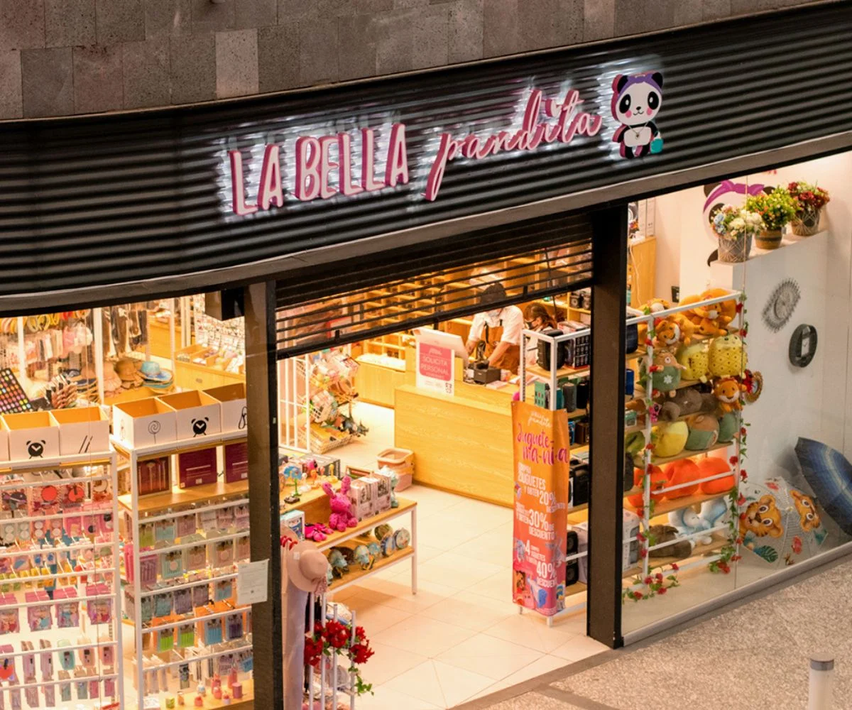 La Bella Pandita — 42 sucursales con SACS