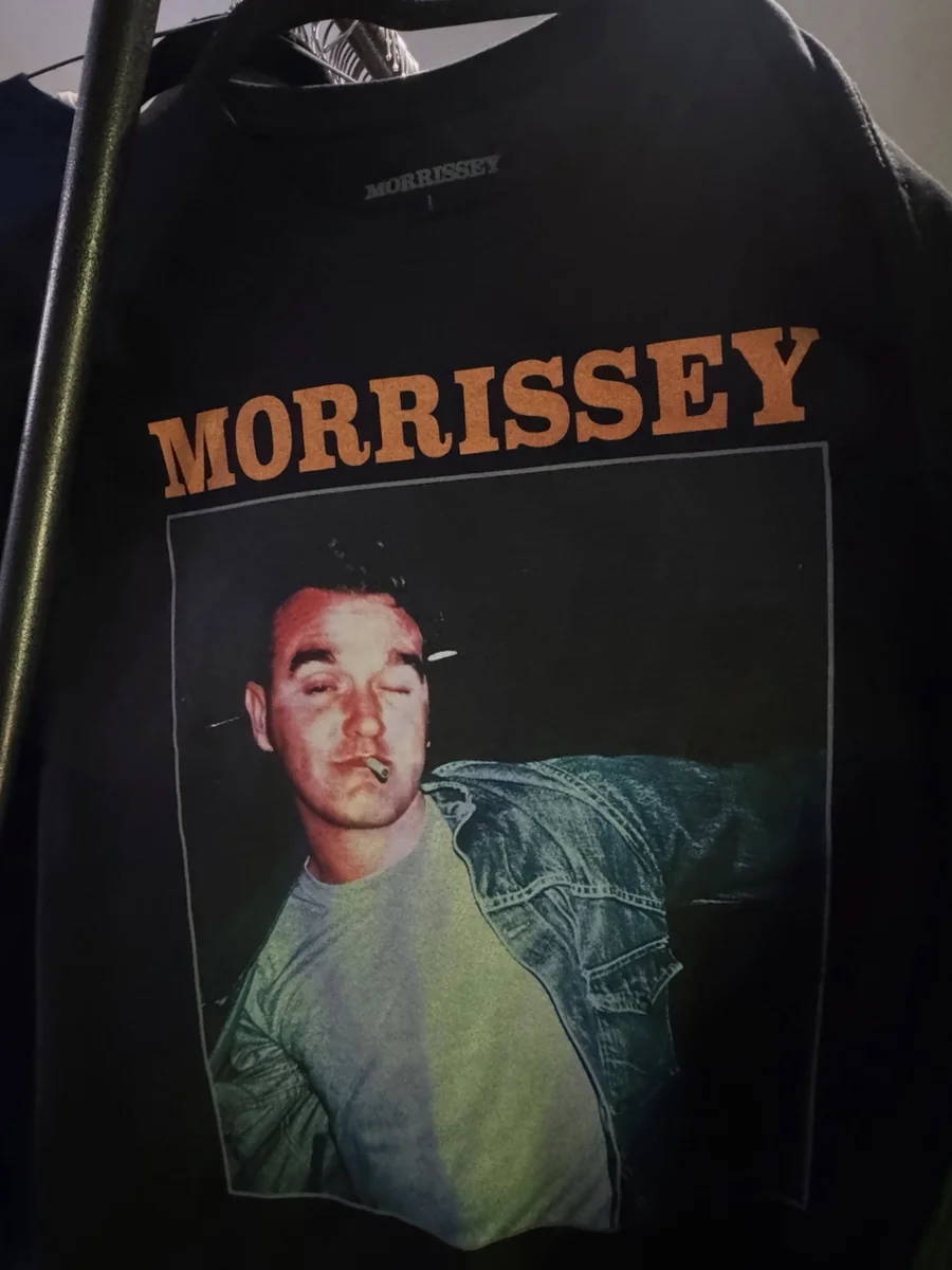 Playera oficial de Morrissey con fotografía a color
